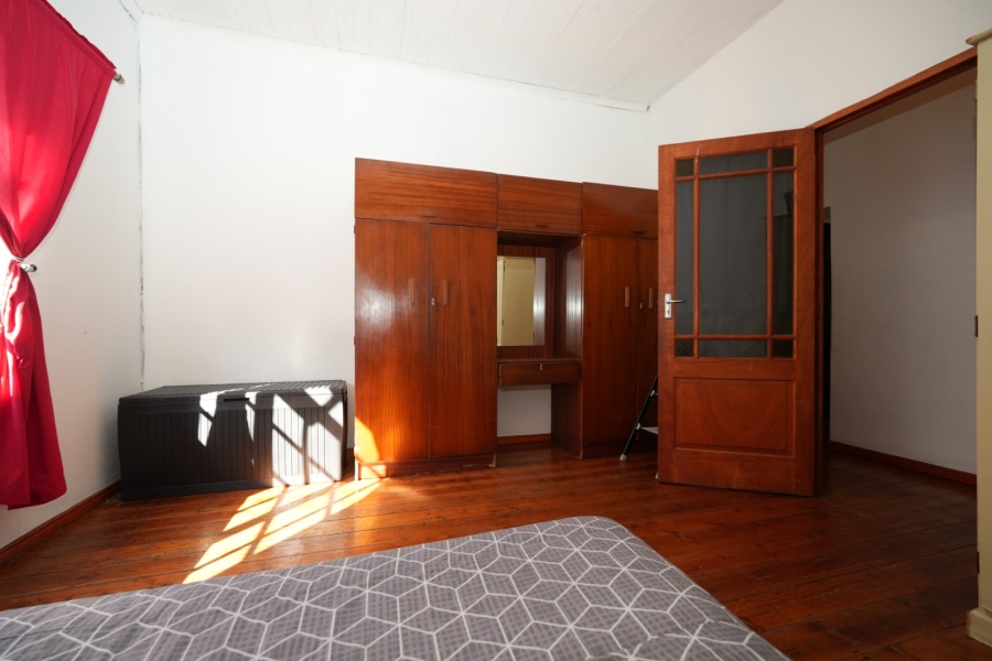 4 Bedroom Property for Sale in Wynberg Western Cape